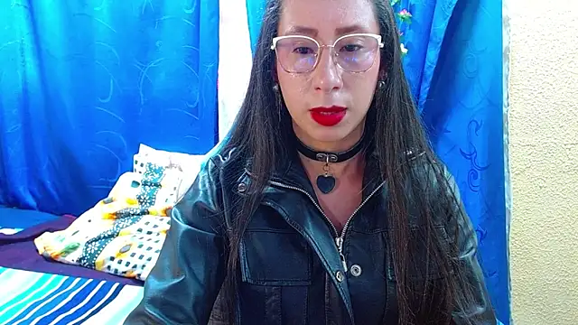 Gia leinn online show from May 8, 2026, 8:45 pm