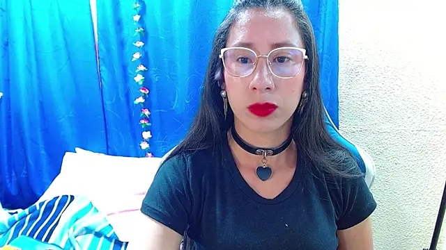 Gia leinn online show from April 26, 2026, 3:42 pm
