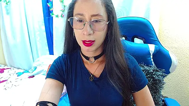 Snapshot of Gia_leinn chatting on October 20, 2025, 8:53 pm Gia leinn online show from October 20, 2025, 8:53 pm