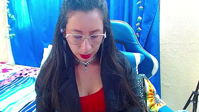 Gia leinn online show from June 16, 2026, 3:34 pm