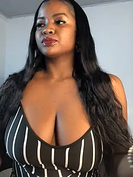 Snapshot of ValerieBlakee chatting on June 12, 2026, 6:27 pm ValerieBlakee online show from June 12, 2026, 6:27 pm