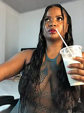 ValerieBlakee online show from May 26, 2026, 10:08 pm