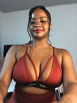 Snapshot of ValerieBlakee chatting on July 5, 2026, 12:04 am ValerieBlakee online show from July 5, 2026, 12:04 am
