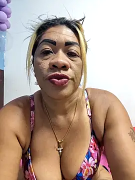 Snapshot of Tocameamor chatting on April 16, 2026, 8:31 pm Tocameamor online show from April 16, 2026, 8:31 pm
