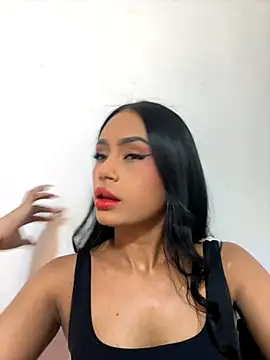 Snapshot of ChloeMoon9 chatting on November 7, 2025, 12:31 pm ChloeMoon9 online show from November 7, 2025, 12:31 pm