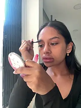 Snapshot of ChloeMoon9 chatting on March 13, 2026, 1:27 pm ChloeMoon9 online show from March 13, 2026, 1:27 pm