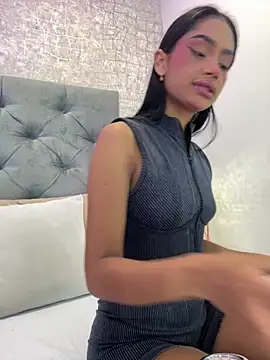 Snapshot of ChloeMoon9 chatting on March 10, 2026, 10:30 am ChloeMoon9 online show from March 10, 2026, 10:30 am