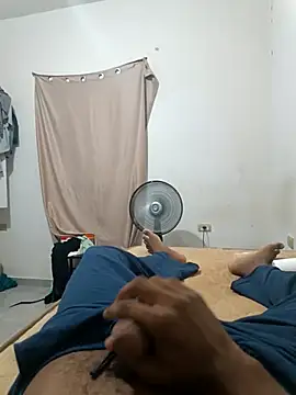 Snapshot of douglassilvadls chatting on March 17, 2025, 11:24 pm douglassilvadls online show from March 17, 2025, 11:24 pm