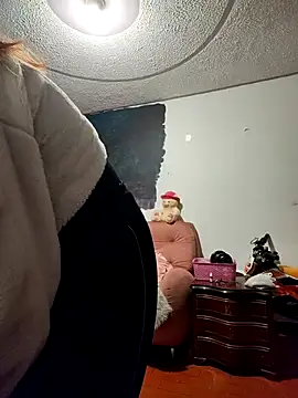 Snapshot of krolay16 chatting on October 12, 2025, 4:14 am krolay16 online show from October 12, 2025, 4:14 am