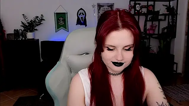 Della Ideal online show from February 25, 2026, 6:41 pm