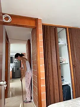 Snapshot of Soy_Sara7 chatting on October 29, 2025, 1:21 pm Soy Sara7 online show from October 29, 2025, 1:21 pm