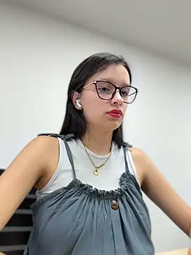 Snapshot of Soy_Sara7 chatting on May 14, 2026, 5:10 pm Soy Sara7 online show from May 14, 2026, 5:10 pm