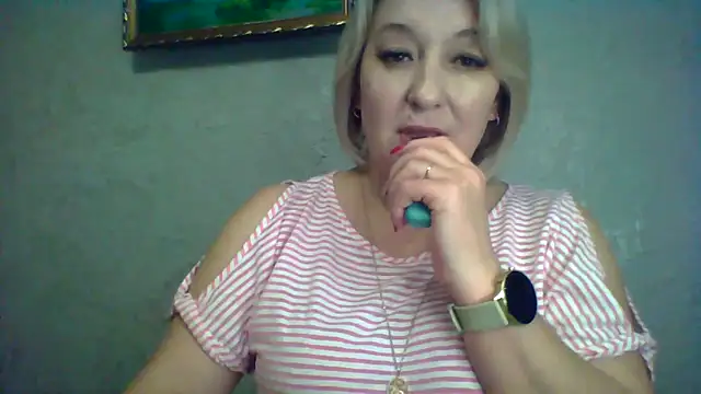 Snapshot of ArielXLoveresss chatting on November 12, 2025, 3:38 pm ArielXLoveresss online show from November 12, 2025, 3:38 pm