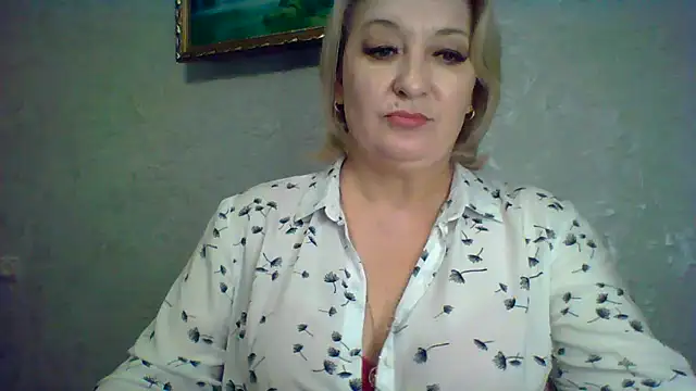 Snapshot of ArielXLoveresss chatting on November 23, 2025, 9:19 am ArielXLoveresss online show from November 23, 2025, 9:19 am