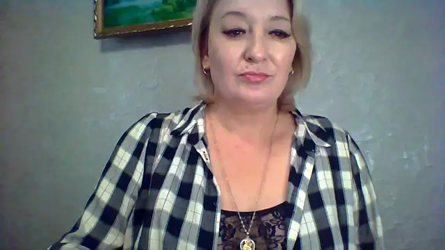 Snapshot of ArielXLoveresss chatting on November 25, 2025, 8:36 am ArielXLoveresss online show from November 25, 2025, 8:36 am