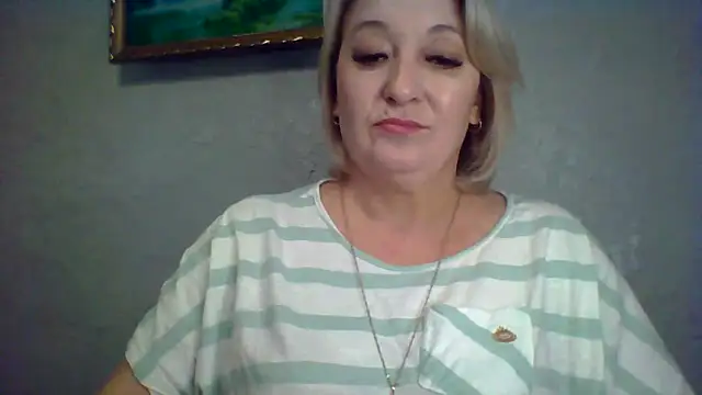 Snapshot of ArielXLoveresss chatting on November 20, 2025, 8:37 am ArielXLoveresss online show from November 20, 2025, 8:37 am