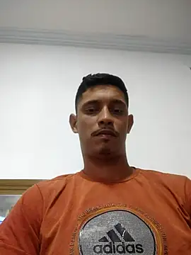 Snapshot of deivit61 chatting on July 2, 2026, 4:46 pm deivit61 online show from July 2, 2026, 4:46 pm
