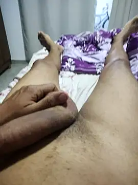 Snapshot of deivit61 chatting on August 5, 2026, 7:30 pm deivit61 online show from August 5, 2026, 7:30 pm