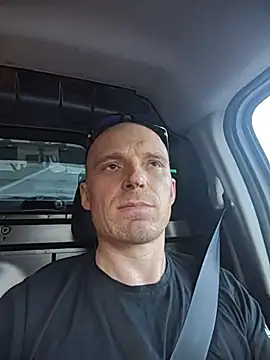 Snapshot of great_feeling chatting on November 8, 2025, 11:58 am great feeling online show from November 8, 2025, 11:58 am