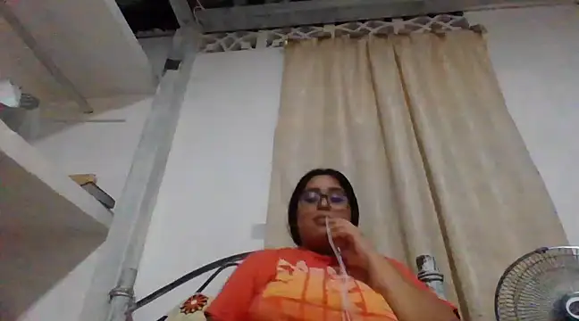 virginbrunette99 online show from February 24, 2025, 5:11 am