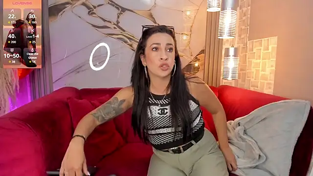 Snapshot of Bella_williamss_ chatting on November 5, 2025, 7:50 pm Bella williamss online show from November 5, 2025, 7:50 pm