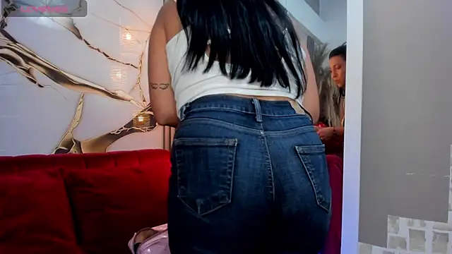 Snapshot of Bella_williamss_ chatting on July 17, 2026, 7:55 pm Bella williamss online show from July 17, 2026, 7:55 pm