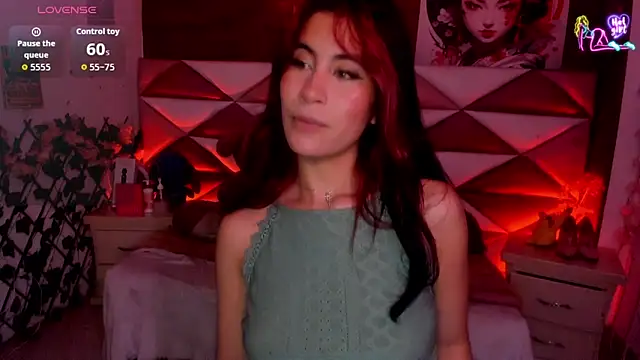Snapshot of Minami_Nakamura chatting on June 18, 2026, 11:21 pm Minami Nakamura online show from June 18, 2026, 11:21 pm