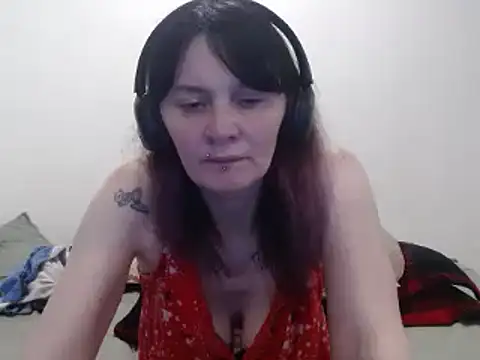 Hotmodel1984 online show from April 30, 2026, 9:08 pm