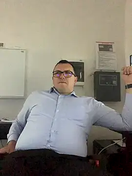 Mike8523 online show from October 30, 2025, 5:17 am