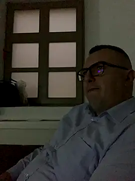 Mike8523 online show from December 17, 2025, 5:34 am