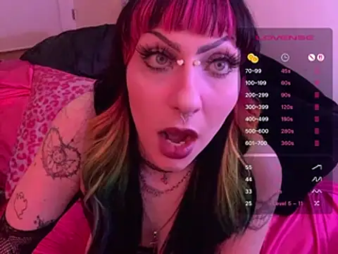 Snapshot of ChrryFoxx chatting on June 7, 2026, 11:37 am ChrryFoxx online show from June 7, 2026, 11:37 am