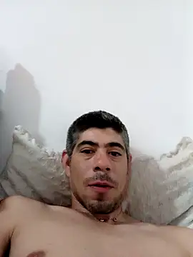 Snapshot of atosved chatting on December 5, 2025, 11:20 am atosved online show from December 5, 2025, 11:20 am