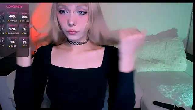 Snapshot of Cherry_Bite chatting on March 10, 2026, 5:33 am Cherry Bite online show from March 10, 2026, 5:33 am