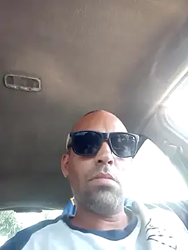 Snapshot of omeriz chatting on November 16, 2025, 6:45 pm omeriz online show from November 16, 2025, 6:45 pm