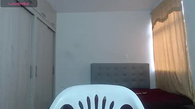 Snapshot of Anthonela_Queen chatting on October 26, 2025, 1:00 pm Anthonela Queen online show from October 26, 2025, 1:00 pm