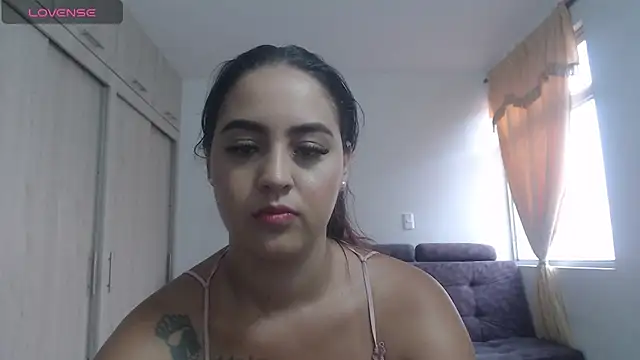 Snapshot of Anthonela_Queen chatting on November 11, 2025, 1:17 pm Anthonela Queen online show from November 11, 2025, 1:17 pm