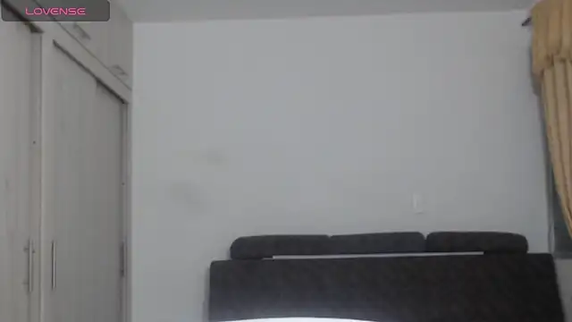 Snapshot of Anthonela_Queen chatting on December 4, 2025, 12:42 am Anthonela Queen online show from December 4, 2025, 12:42 am