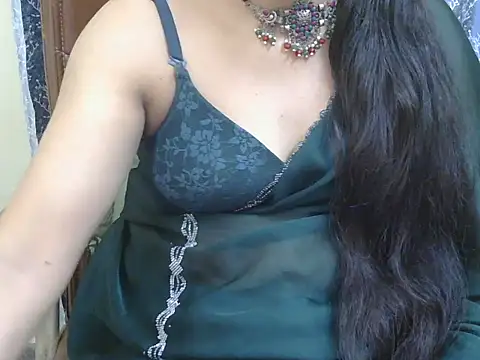 Snapshot of Lovely_Manvi chatting on November 10, 2025, 5:18 pm Lovely Manvi online show from November 10, 2025, 5:18 pm