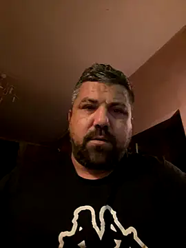 Snapshot of Alexander18edd chatting on October 20, 2025, 4:51 pm Alexander18edd online show from October 20, 2025, 4:51 pm