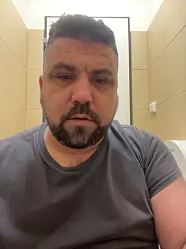 Alexander18edd online show from February 6, 2026, 7:26 am