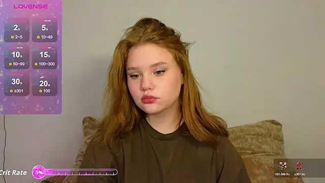 Snapshot of LaseyMoon chatting on February 10, 2026, 8:52 pm LaseyMoon online show from February 10, 2026, 8:52 pm