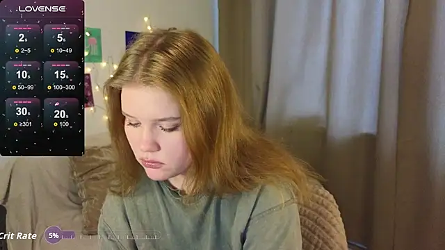 Snapshot of LaseyMoon chatting on March 21, 2026, 8:19 am LaseyMoon online show from March 21, 2026, 8:19 am