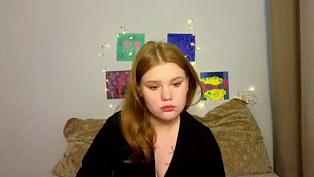 Snapshot of LaseyMoon chatting on March 6, 2026, 3:01 am LaseyMoon online show from March 6, 2026, 3:01 am