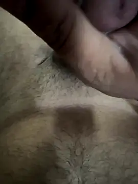 Momo0-9 online show from September 12, 2025, 4:18 pm