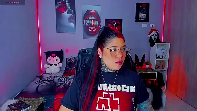 Veronika metal online show from November 25, 2025, 4:02 am