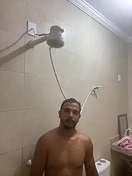 Snapshot of Lindp190194 chatting on November 23, 2025, 10:42 pm Lindp190194 online show from November 23, 2025, 10:42 pm