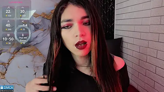 MaeveKuro online show from April 23, 2026, 3:02 am