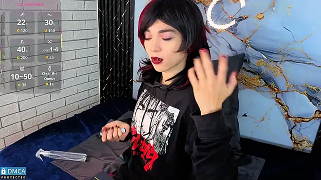 MaeveKuro online show from November 20, 2025, 3:07 am