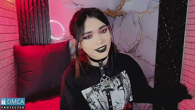 MaeveKuro online show from July 1, 2026, 2:56 am