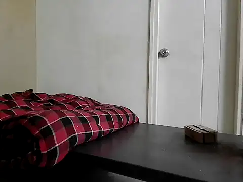 Snapshot of fitbuddy1 chatting on October 25, 2025, 2:17 pm fitbuddy1 online show from October 25, 2025, 2:17 pm